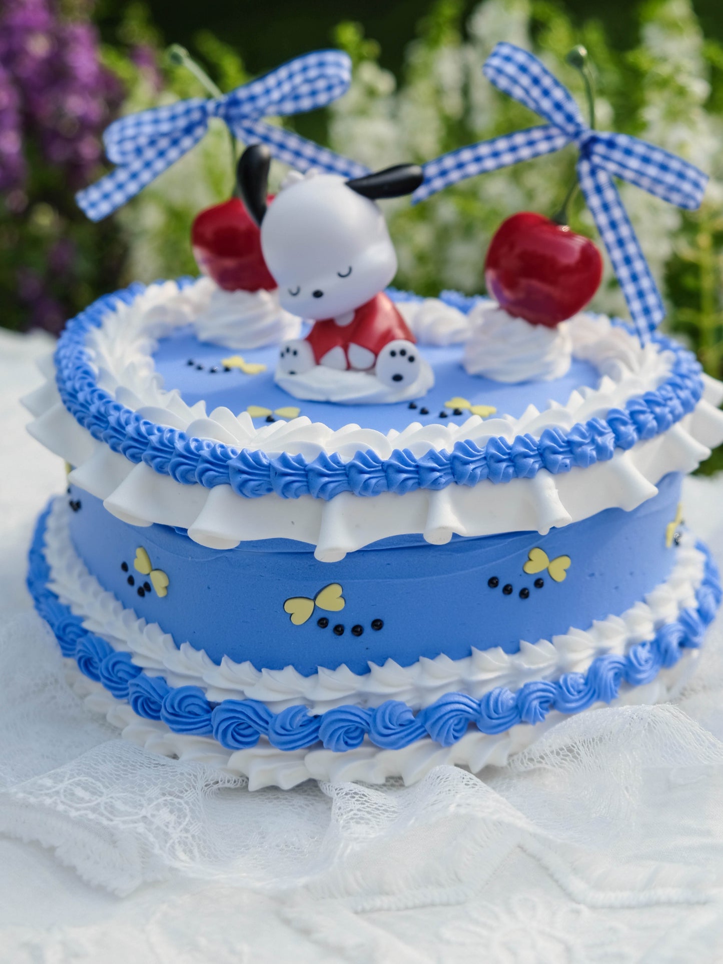 Pochacco Honey Bee