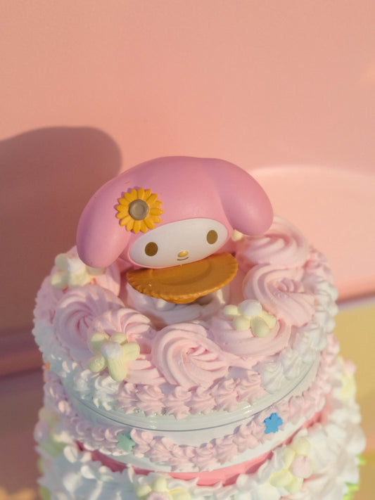My Melody the Flower Girl Cake - Grinder