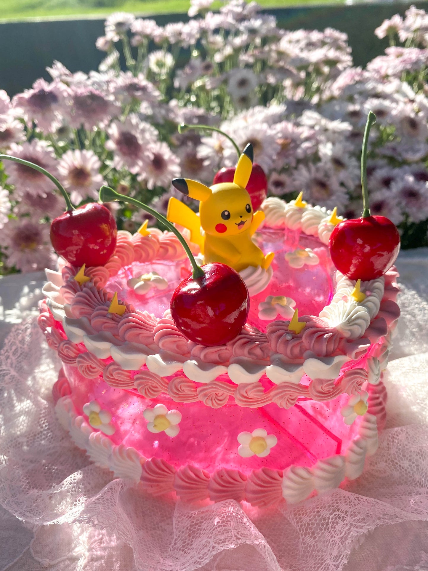 JELLY CAKE - Pikachu in Daisy Garden - Pokemon
