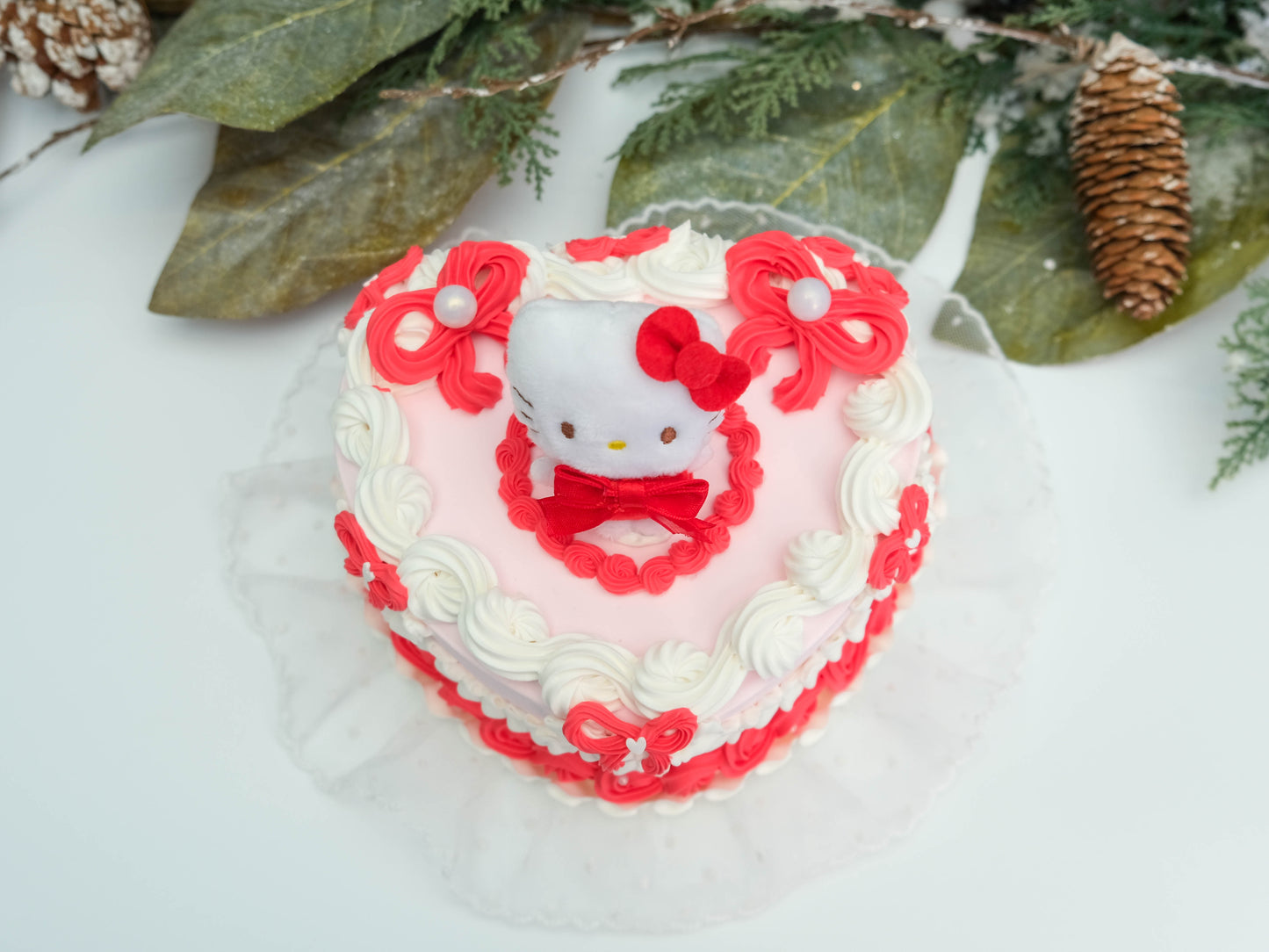 Hello Kitty Red Velvet - Plushie