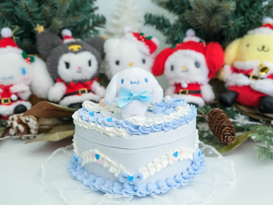 Cinnamoroll Layered Cake - Plushie