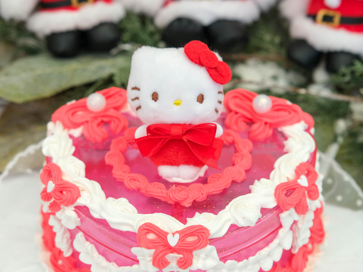 JELLY CAKE - Hello Kitty Red Velvet - Plushie