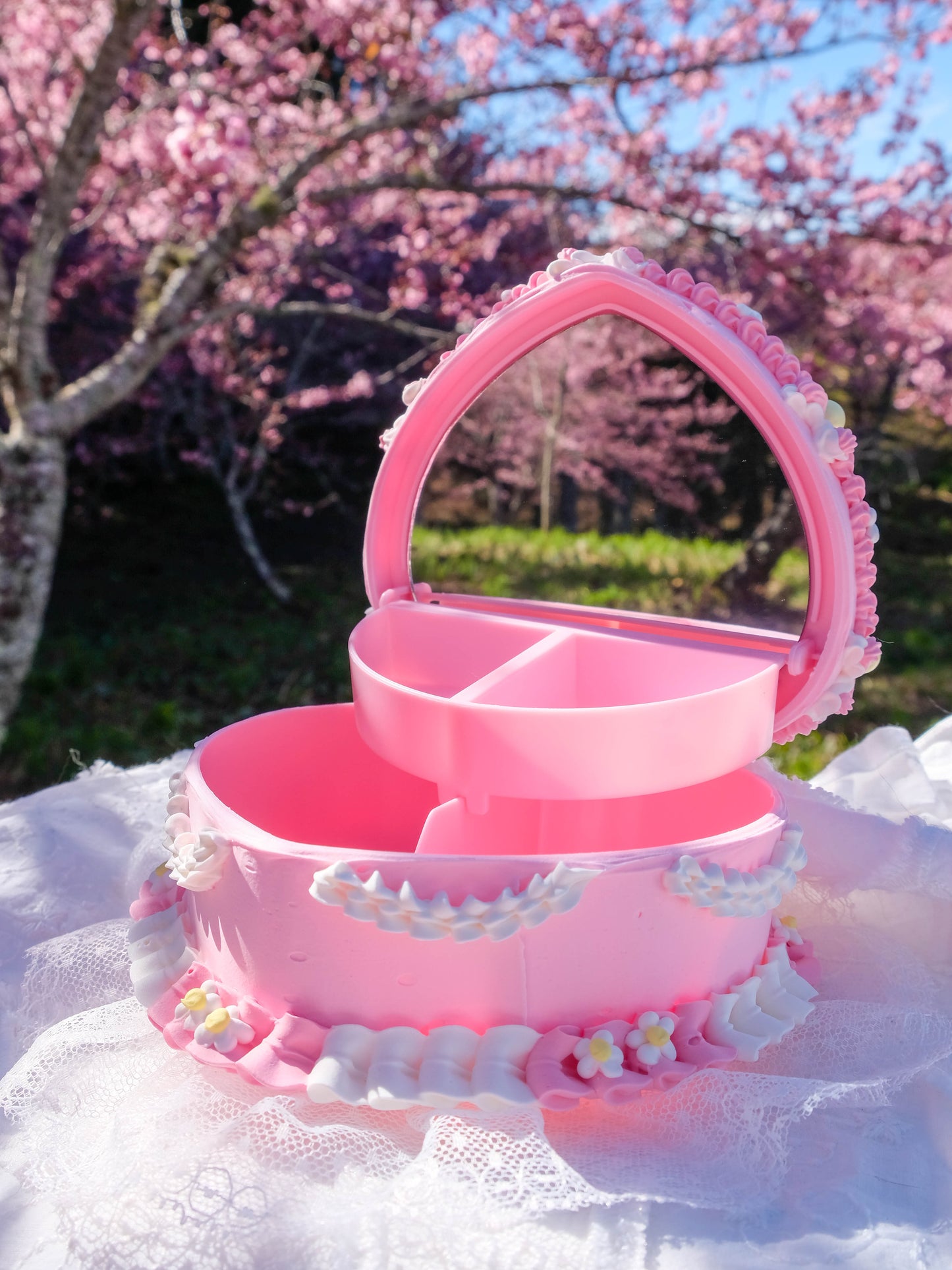 My Melody in Daisy Garden