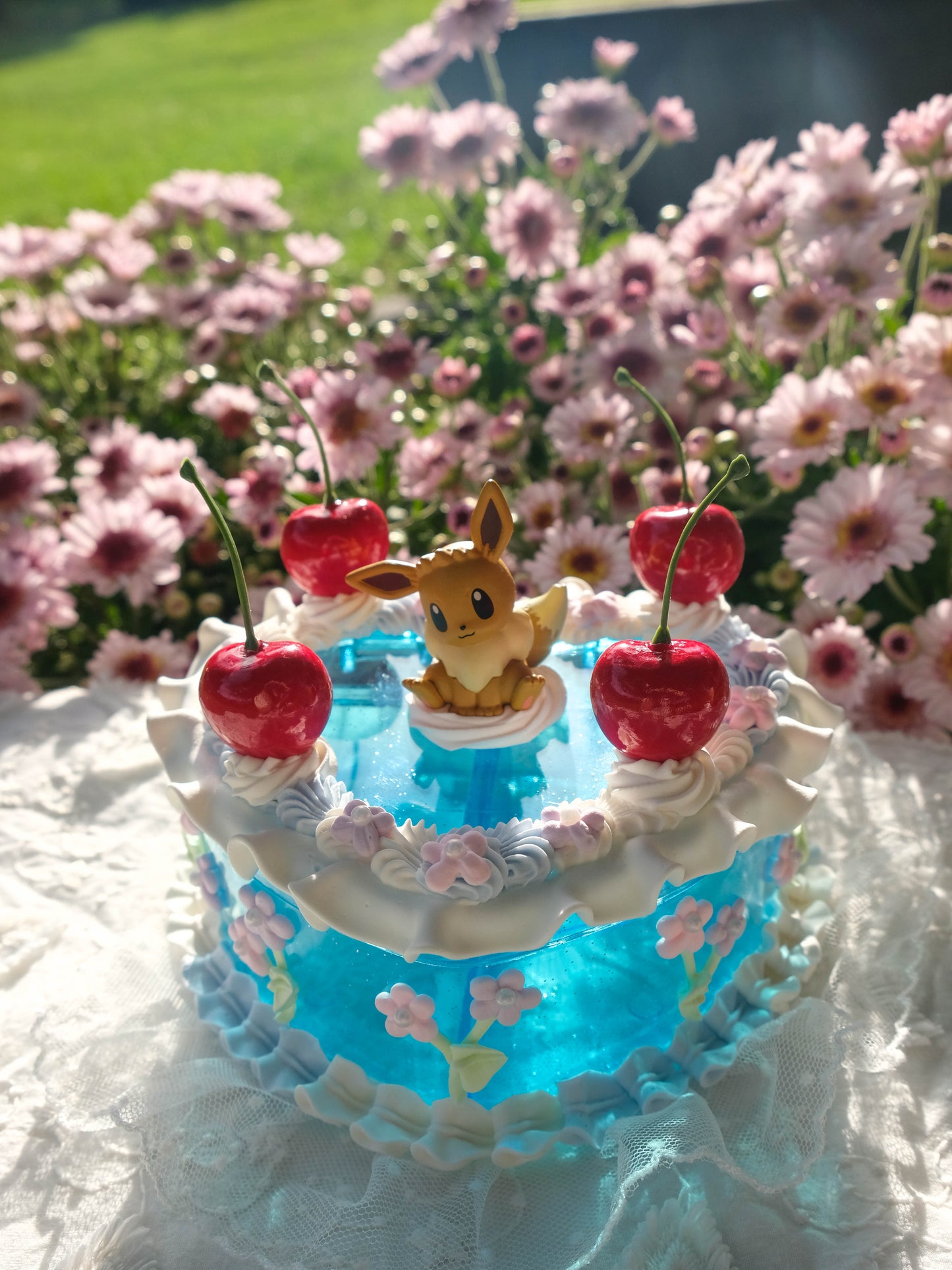 JELLY CAKE- Eevee in the Flower Field - Pokemon
