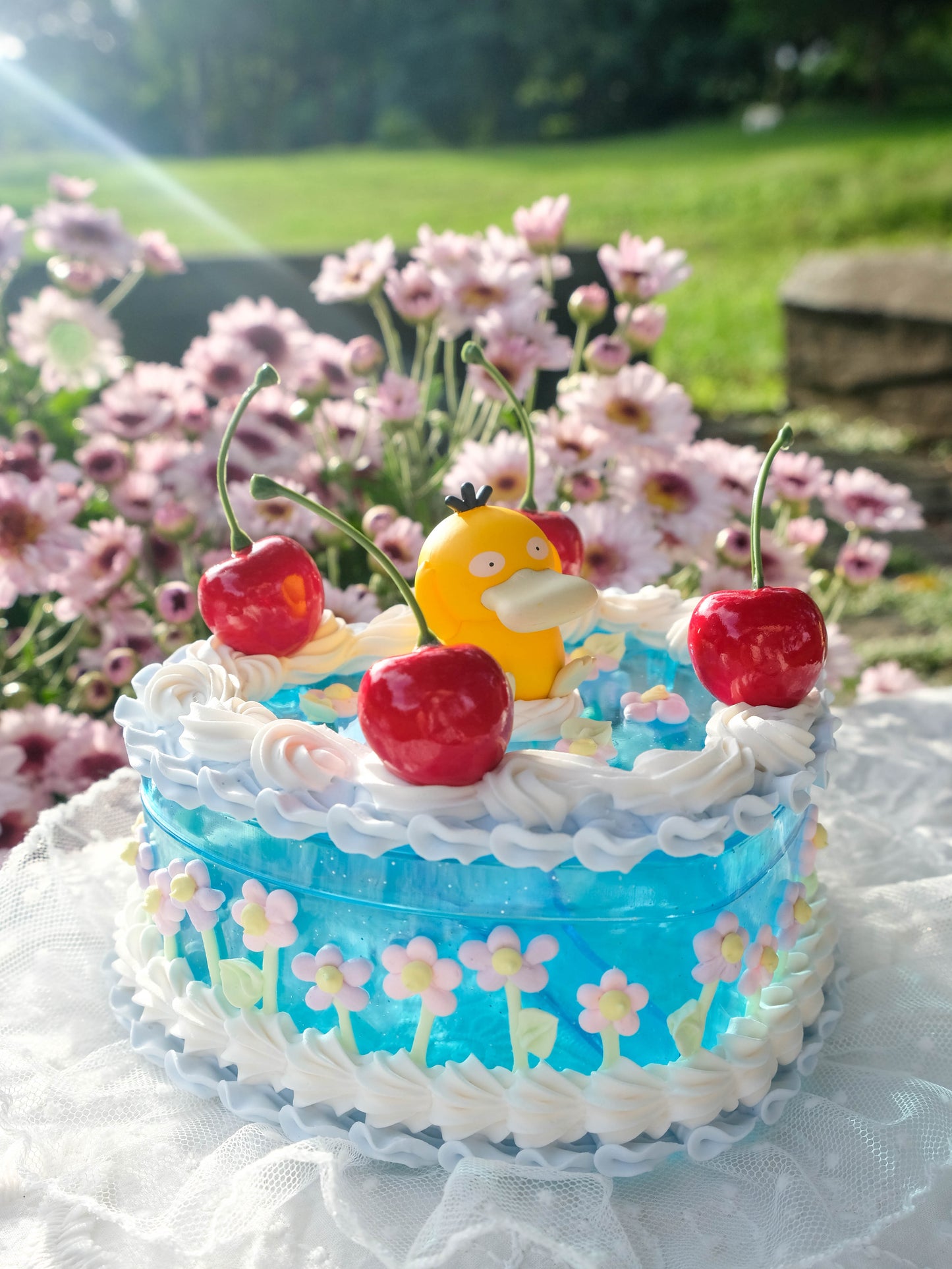 JELLY CAKE - Psyduck in the Lily Pond - Pokemon