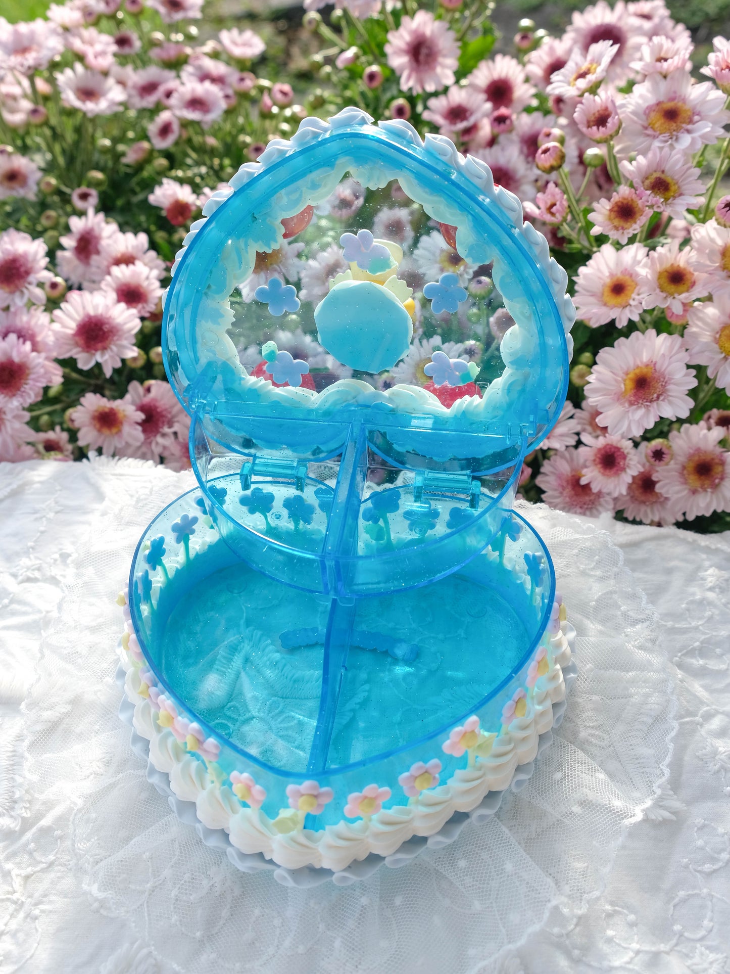 JELLY CAKE - Psyduck in the Lily Pond - Pokemon