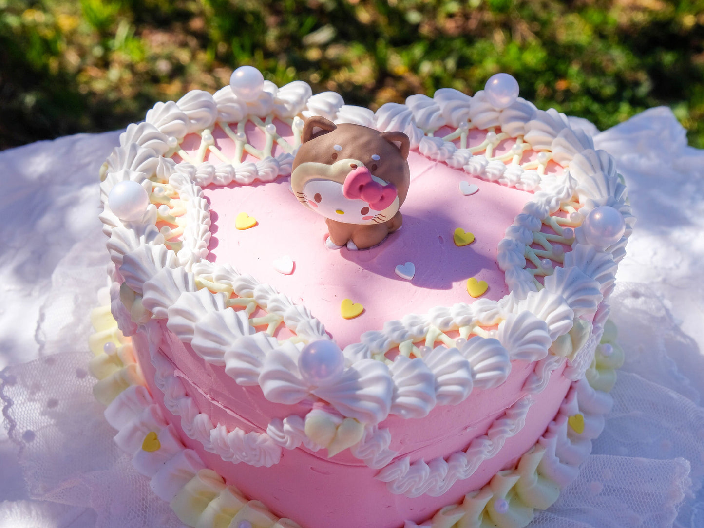 Hello Kitty Shiba