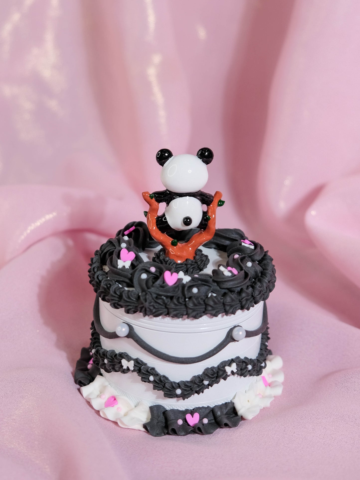 White Chocolate Panda Express Cake - Grinder
