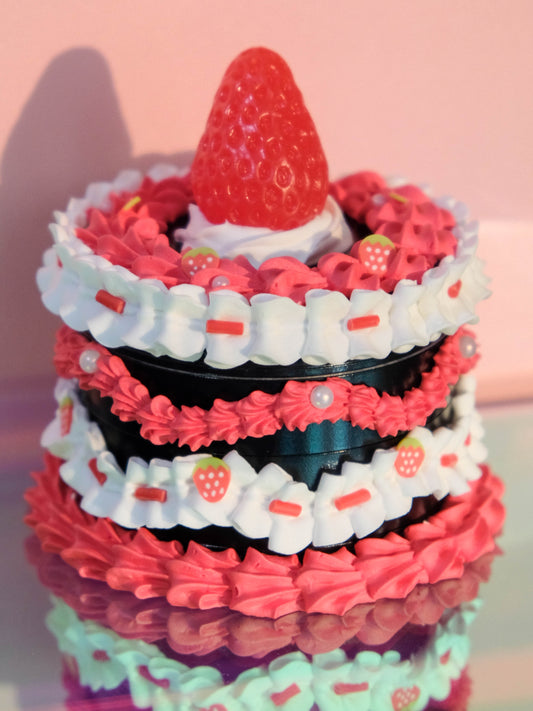 草莓软糖蛋糕研磨机
