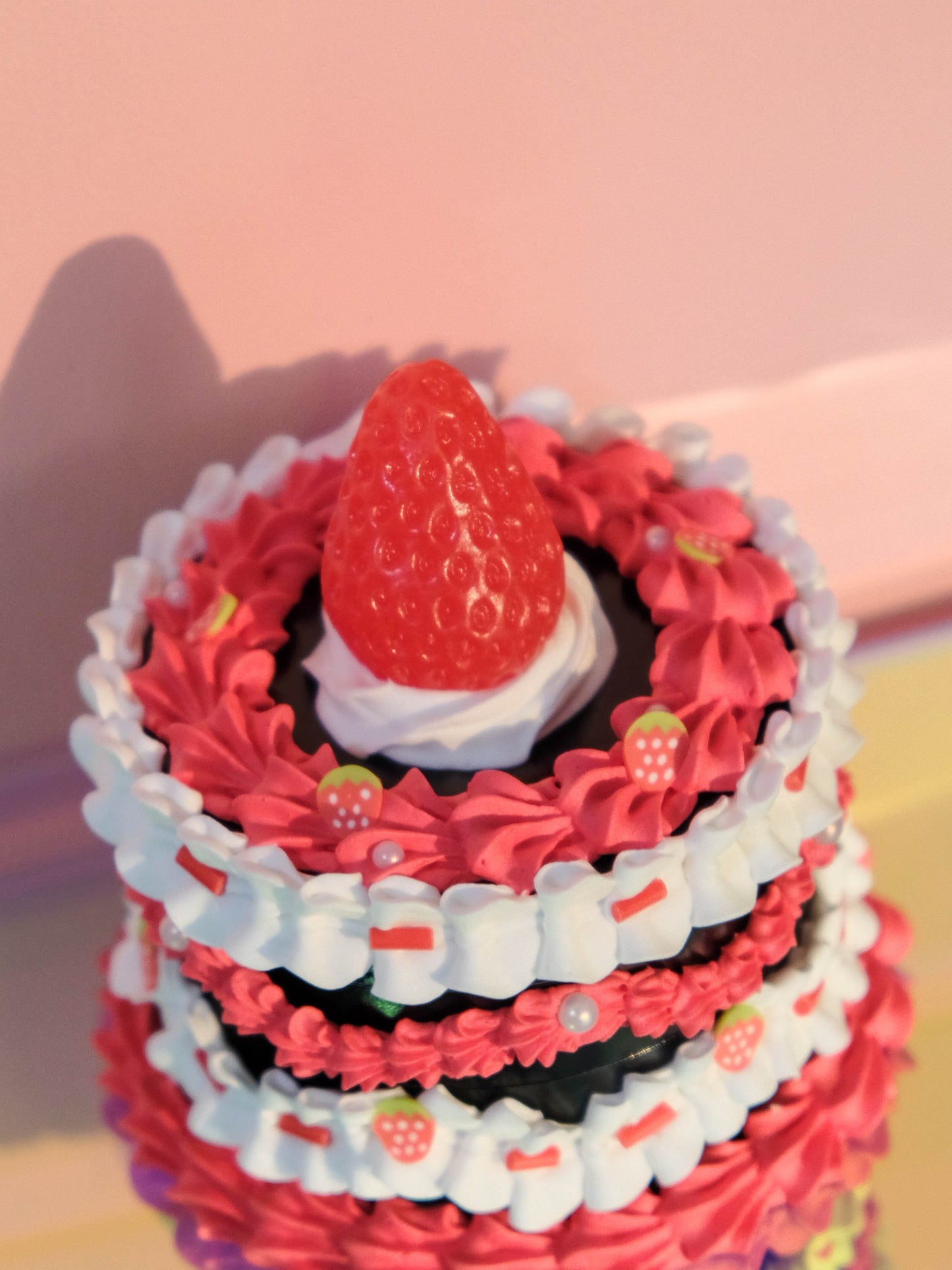草莓软糖蛋糕研磨机