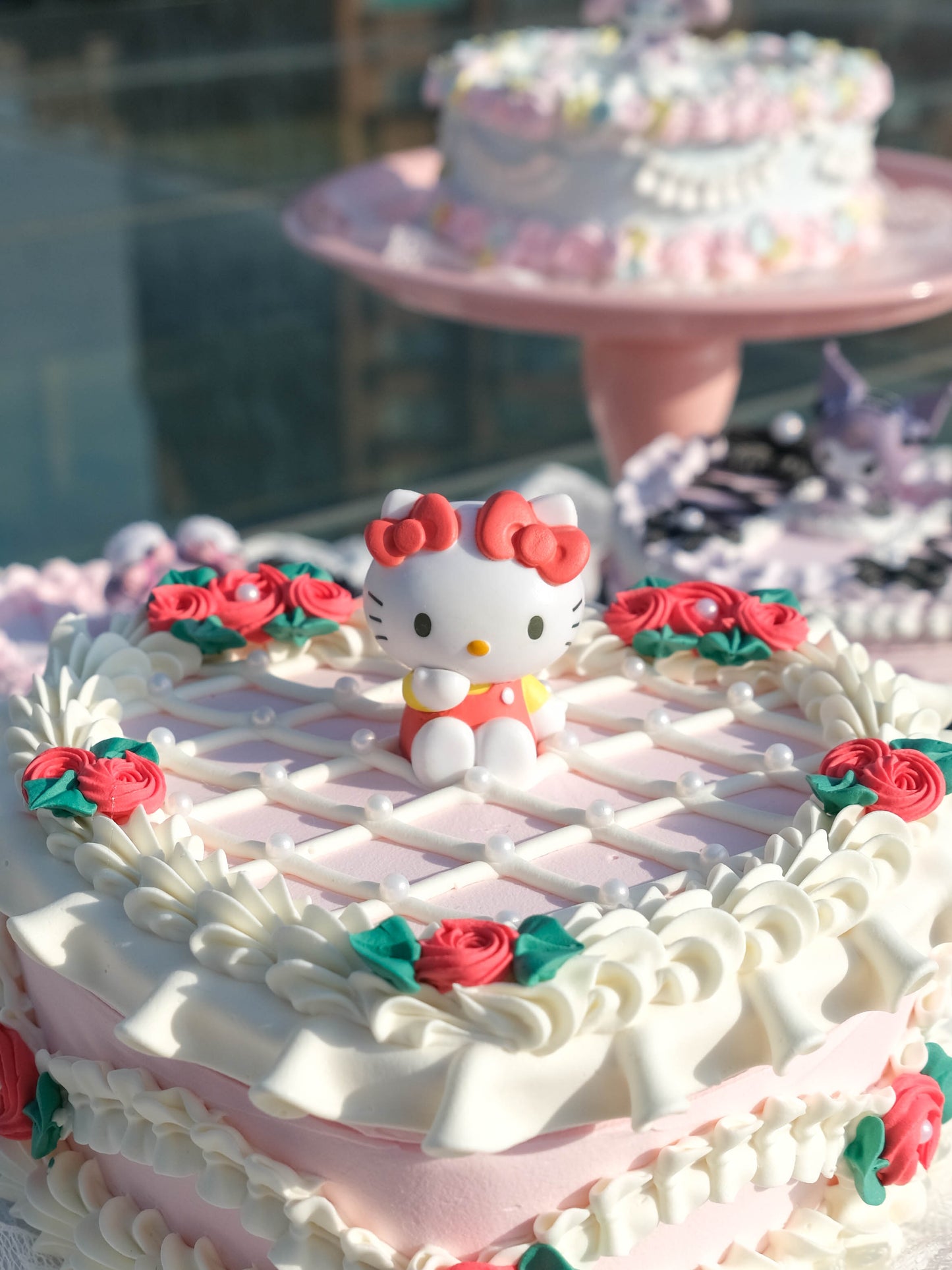 Hello Kitty La Vie En Rose